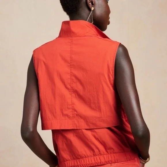 Banana Republic Activewear 7/8 Length Leggings w Vest. 2pc. NWT - Picture 11 of 16